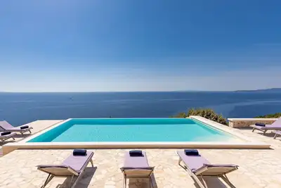 Image de Villa Two Martinis with Pool