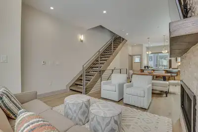 Image de Silverthorne Townhome w/ Hot Tub: Walk to Town!