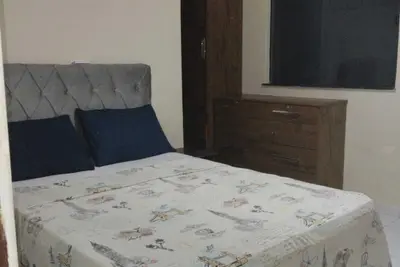 Image de Casa com Dois Quartos, Sendo um Suite a 500m da Praia