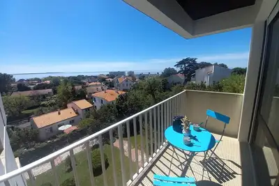 Image de Royan Pontaillac – Appartement Vue Mer – balcon – Wifi – confort simple