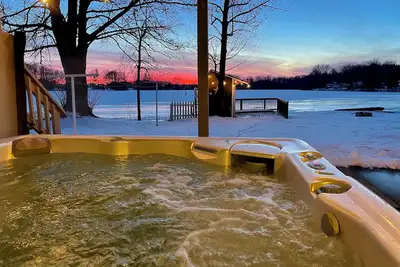 Image de Sunset Shores Lake House: The Perfect Place for Summer Adventures