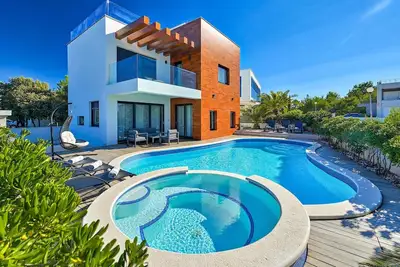 Image de Superbe maison à Zaton