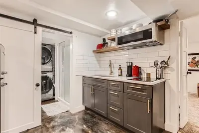 Cozy Renovated Craftsman with Beautiful Views
