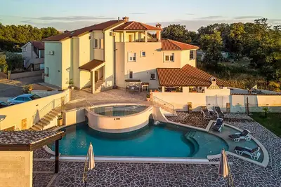 Image de Bel appartement à Pula avec WiFi