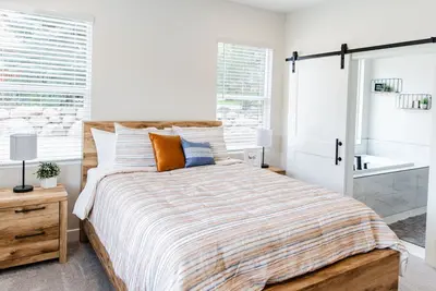 Image de Premier Pine Valley Cabin