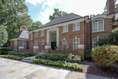 Image de Potomac Mansion Close to Nature, Culture & Dc