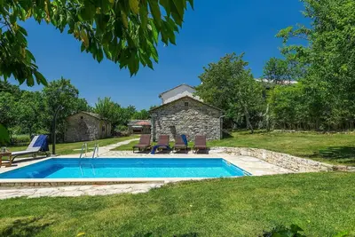 Image de Maison acceptant les animaux à Pazin