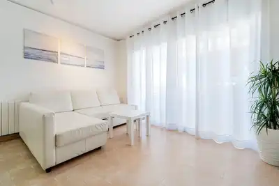 Image de Appartement 'Center Beach Calafell' avec balcon, Wi-Fi et climatisation