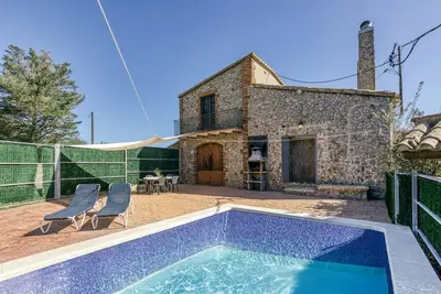 Maison de vacances 'Gavarres1' avec vue sur les montagnes, piscine privée et terrasse privée