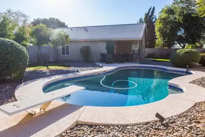 Image de Cozy House w/ Pool, Near State Farm Stadium