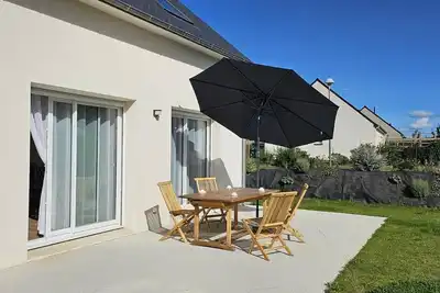Image de Maison neuve à Perros-Guirec avec Wifi, jardin, terrasse, proche plage et bus gratuit
