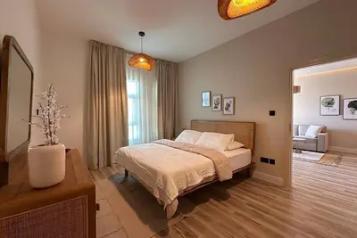 Image de Modern-Chic 1br in The Greens - Central Dubai