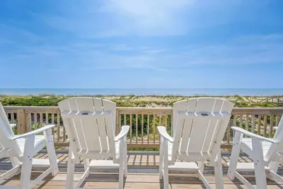 Image de Oceanfront w/ Pool, Hot Tub, Beach Access, Cargo Lift, Cmty Tennis/Pickleball