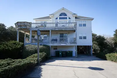 Image de Wh868- Beautiful 5 bedroom, 4. 5 bath vacation rental house in Corolla!