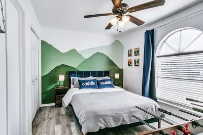 Image de Pet friendly & less than 20 minutes to downtown Okc, airport, and Ou stadium!