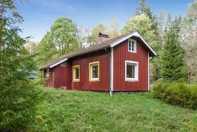 Image de Belle maison avec 1 chambre Ă Filipstad