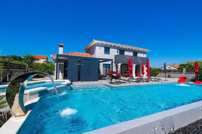 Image de Superbe maison à Tinj