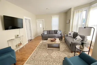 Charming Family Retreat - 15 min to Nauvoo & Carthage