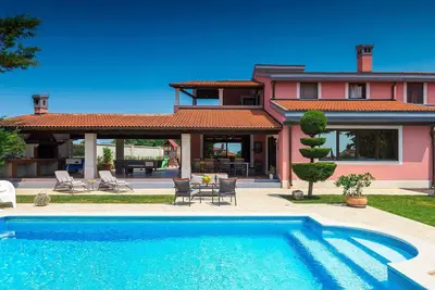 Image de Maison en bord de mer à Pula