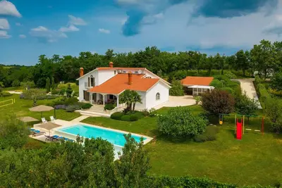 Image de Superbe maison à Pazin