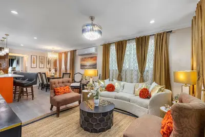 Image de Ocean Sunset -A Luxury Couples Beach Paradise