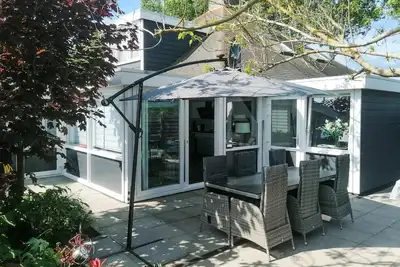 Image de Belle maison Ă Stavenisse avec WiFi