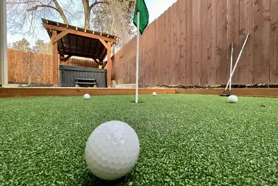 Image de Dog friendly~Hot Tub~King Bed~Modern Construction