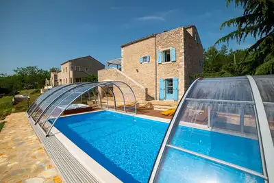 Image de Belle maison à Pazin avec sauna