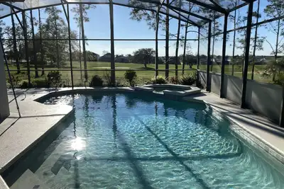 Image de Disney Family Villa w/screened-in patio, pool and spa. Peaceful golf community.