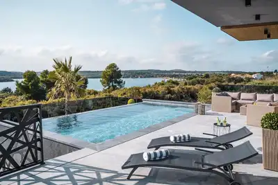 Image de Maison confortable à Medulin avec sauna