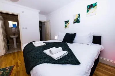 Image de Beautiful 3-Bed in Blackheath-London