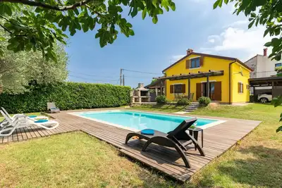 Image de Belle maison à Kastel avec WiFi