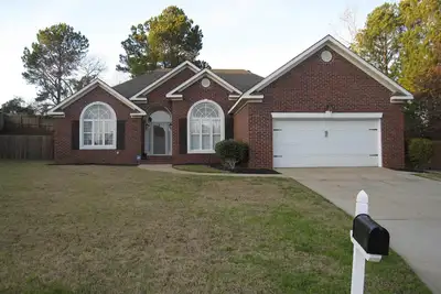 Image de Master's Rental-Close and Clean!