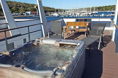 Image de Oliva House Boat - Unique Experience near Beaches, Amenities, Fun and History