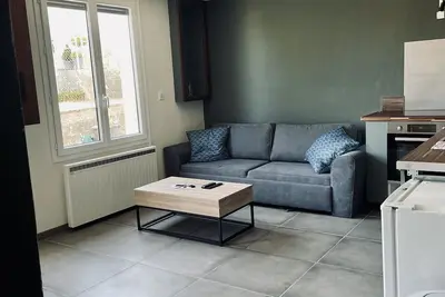 Bel Appartement Indépendant Avec Jardin en RdC