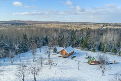 Image de 78 Acre Northwoods Paradise! The ultimate secluded getaway near Bond Falls!