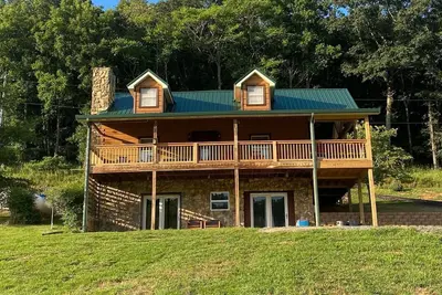 Image de \nNew River cabin get away \n