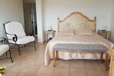 Image de Villa de standing piscine - vue mer panoramique