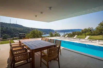 Image de Maison luxueuse à Bakarac