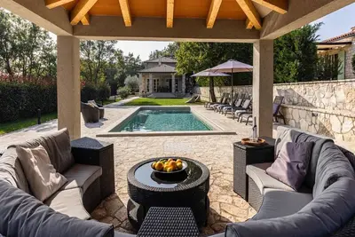 Image de Belle maison à Tinjan