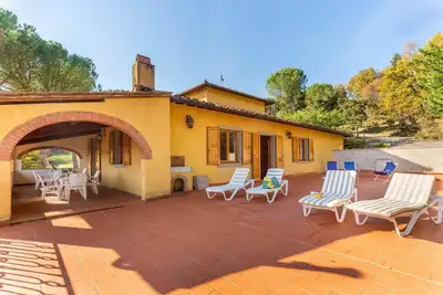 Image de Appartement à San Donato, Chianti, court de tennis, piscine, barbecue, Vr