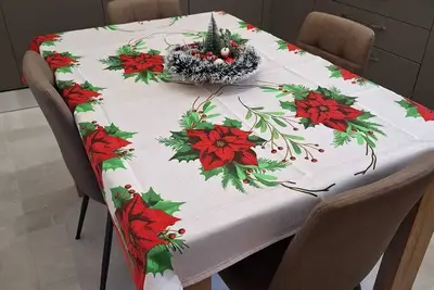 Image de 5 minutes from the old town and 10 minutes from the sea Family-friendly apartment.