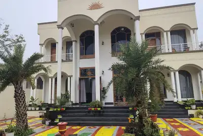 Image de luxury room and beautiful garden. located at main ranthambore