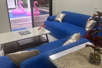 Image de Rest, Restore, and Relax steps away from the beautiful black sands beach.