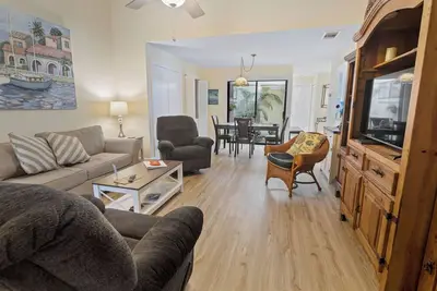 Image de 2 Bdrm 2 Bath Sea Woods Villa-Unit 4406