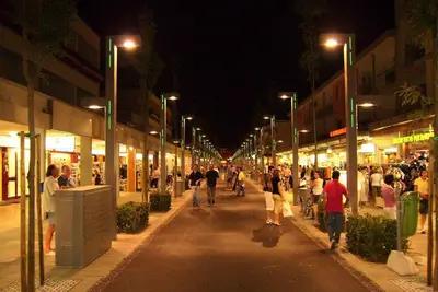 Image de Welcoming Seaside Flat Ideal for 6 Guests