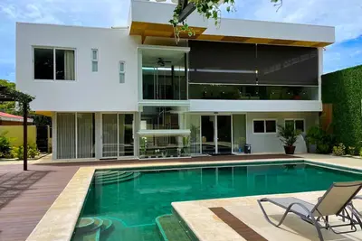 Image de Luxury villa 8 bedrooms private compound with pool