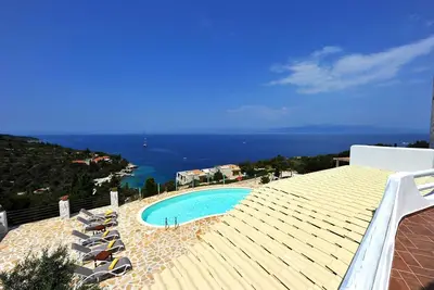 Image de My Rental Homes - Villa Lux with pool, Jacuzzi bathtub, sea view