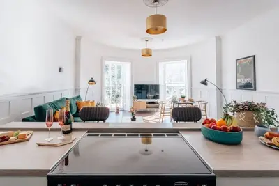 Image de Slateford House 1770 - The Jacobite's stronghold - 3 Bedroom Apartment
