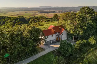 Image de Superbe maison à Velika Nedelja